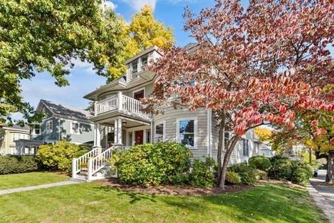 558 Washington St, Dedham, MA 02026 photo 2