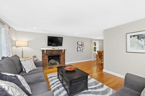157 Spring St, Stoneham, MA 02180 photo 6