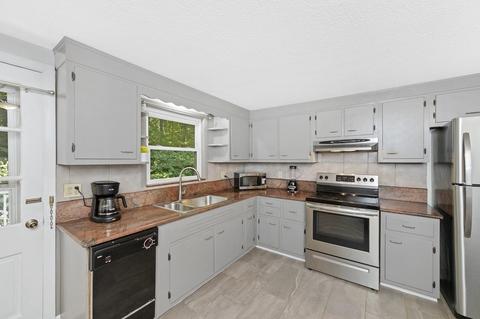 157 Spring St, Stoneham, MA 02180 photo 16