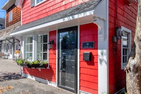 61 Atlantic Ave, Marblehead, MA 01945 photo 2