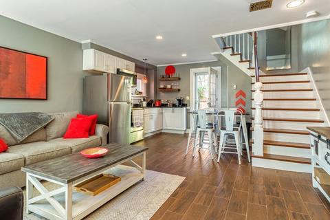 61 Atlantic Ave, Marblehead, MA 01945 photo 9