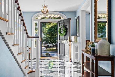120 Central St, Hingham, MA 02043 photo 4