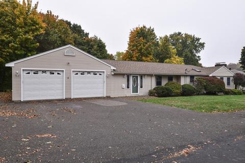 11 Robert Rd, Danvers, MA 01923 photo 2