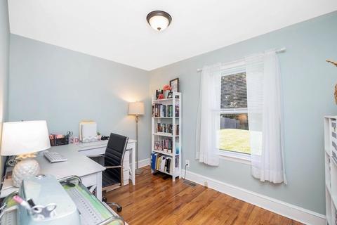 94 Webber St, Springfield, MA 01108 photo 22