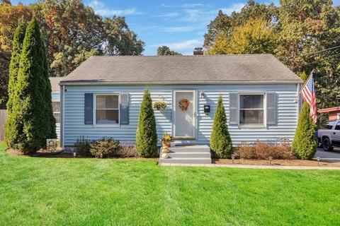 94 Webber St, Springfield, MA 01108 photo 1