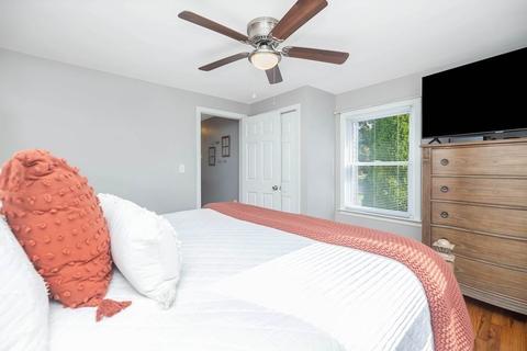 94 Webber St, Springfield, MA 01108 photo 14