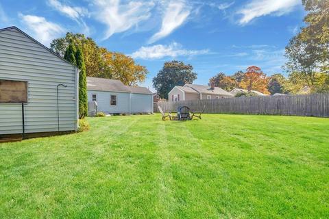 94 Webber St, Springfield, MA 01108 photo 30