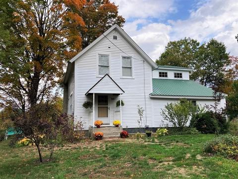 385 Walnut Hill Rd, Orange, MA 01364 photo 2