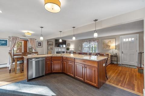 13 Goodwin Rd, Beverly, MA 01915 photo 14