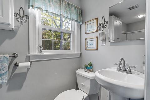 13 Goodwin Rd, Beverly, MA 01915 photo 15