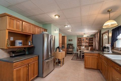 390 Main St, Dighton, MA 02715 photo 8