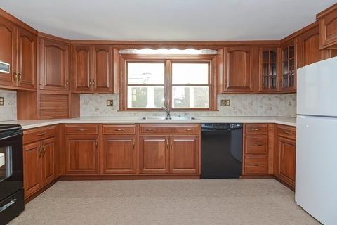 37 Blackstone St, Mendon, MA 01756 photo 14