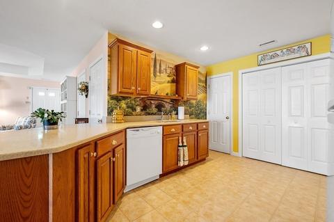 3 Concord Ct #B, Webster, MA 01570 photo 11