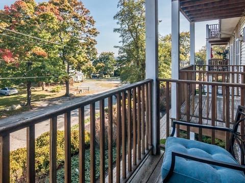 2 Ocean Ave #2D, Gloucester, MA 01930 photo 4