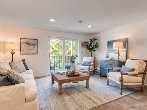 2 Ocean Ave #2D, Gloucester, MA 01930 photo 3