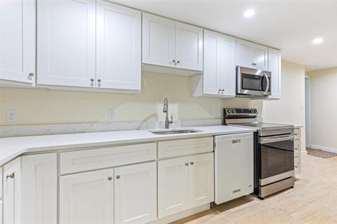 16 Juniper Rd, Avon, MA 02322 photo 21