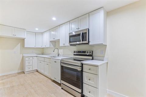 16 Juniper Rd, Avon, MA 02322 photo 22
