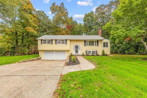 16 Juniper Rd, Avon, MA 02322 photo 1
