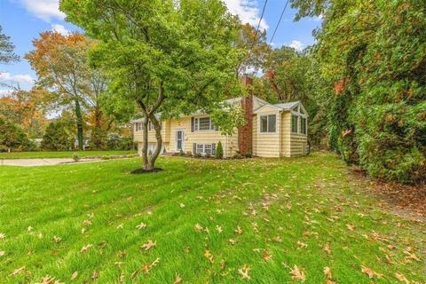 16 Juniper Rd, Avon, MA 02322 photo 2