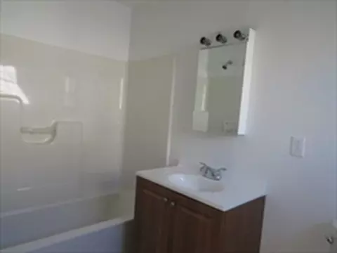 186 Covel St, Fall River, MA 02723 photo 8
