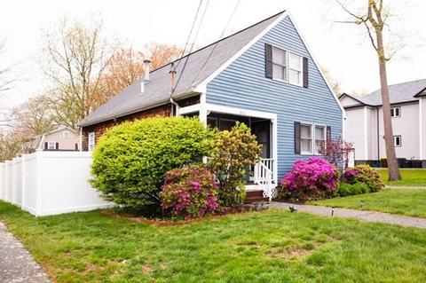 804 Hood St, Fall River, MA 02720 photo 2