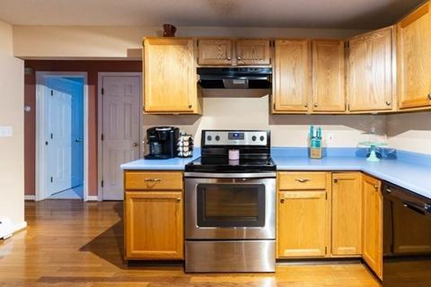 804 Hood St, Fall River, MA 02720 photo 7