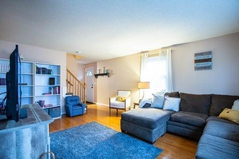 804 Hood St, Fall River, MA 02720 photo 14