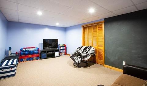 804 Hood St, Fall River, MA 02720 photo 22