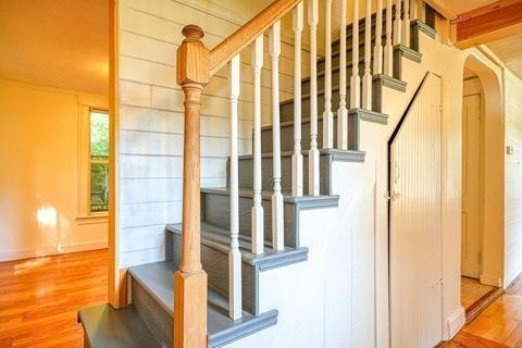 5 Fourth St, Worcester, MA 01602 photo 15