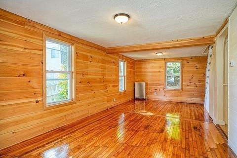 5 Fourth St, Worcester, MA 01602 photo 9