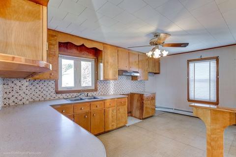 87 Carter, Fall River, MA 02721 photo 17
