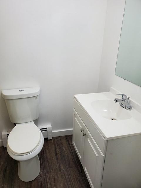 61 West St, Ware, MA 01082 photo 5