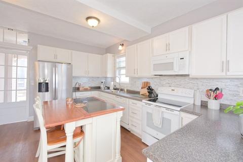 4 Day St, Webster, MA 01570 photo 14