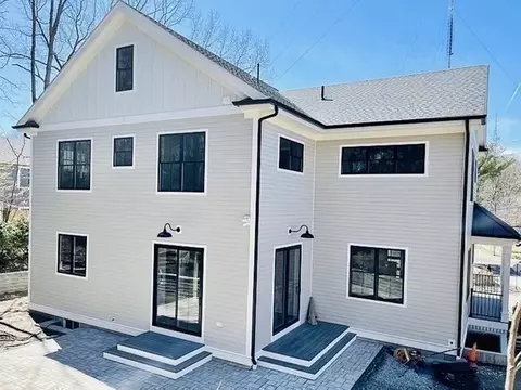 73 Saint Mary St, Needham, MA 02494 photo 21