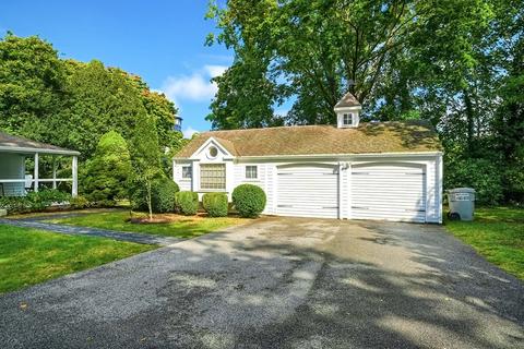497 Main St, Barnstable, MA 02632 photo 4