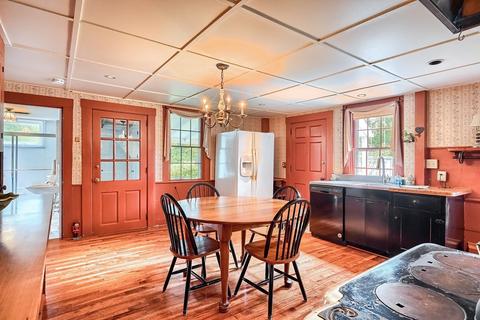 497 Main St, Barnstable, MA 02632 photo 9