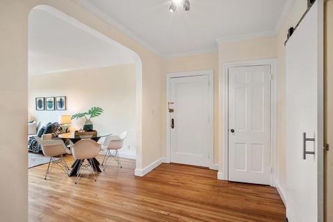 1496 Beacon St #4, Brookline, MA 02446 photo 9