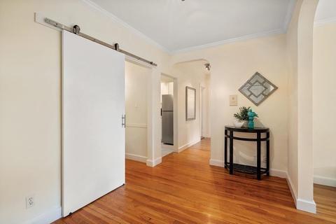 1496 Beacon St #4, Brookline, MA 02446 photo 16
