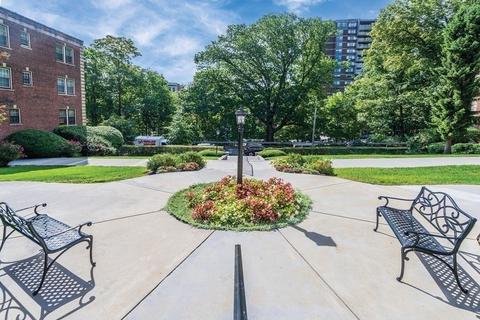 1496 Beacon St #4, Brookline, MA 02446 photo 27