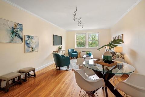 1496 Beacon St #4, Brookline, MA 02446 photo 4