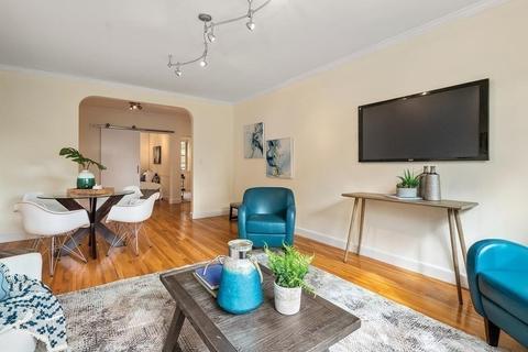 1496 Beacon St #4, Brookline, MA 02446 photo 10
