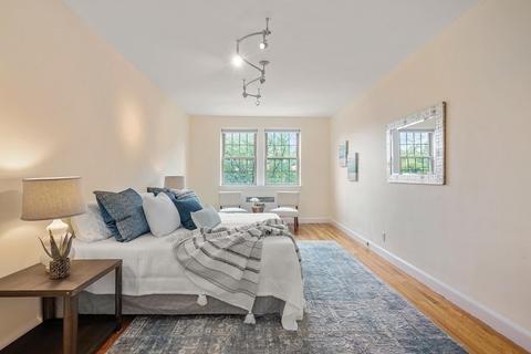 1496 Beacon St #4, Brookline, MA 02446 photo 19