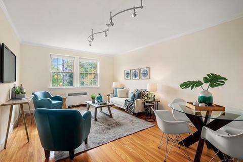 1496 Beacon St #4, Brookline, MA 02446 photo 3