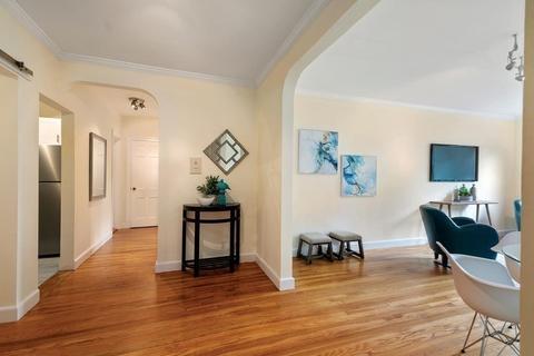 1496 Beacon St #4, Brookline, MA 02446 photo 11