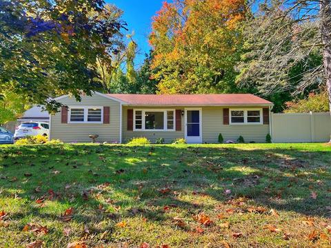 186 Corcoran Blvd, Springfield, MA 01118 photo 1