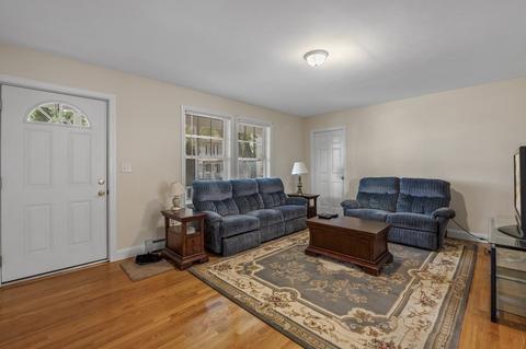 14 Bates St, Danvers, MA 01923 photo 11