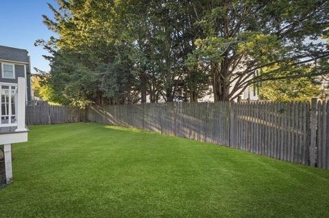 14 Bates St, Danvers, MA 01923 photo 4