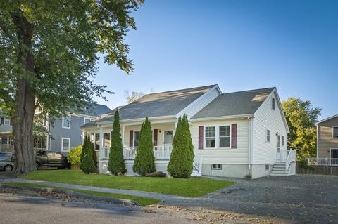 14 Bates St, Danvers, MA 01923 photo 1