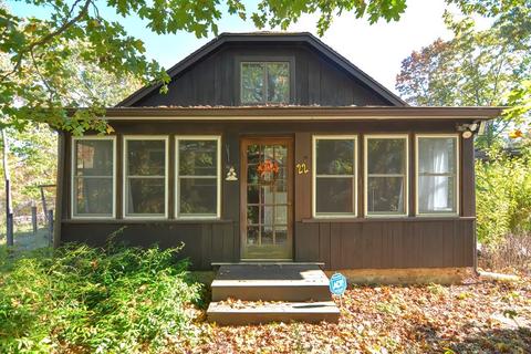 22 Witherell Pl, Plainville, MA 02762 photo 1