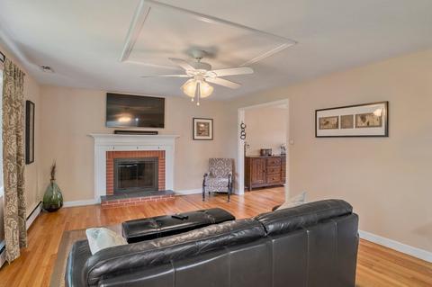 749 Wells Rd, Wethersfield, CT 06109 photo 2